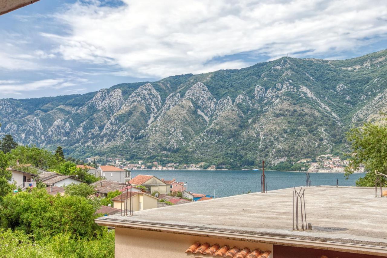 Apartments Donkovic Kotor Exteriör bild