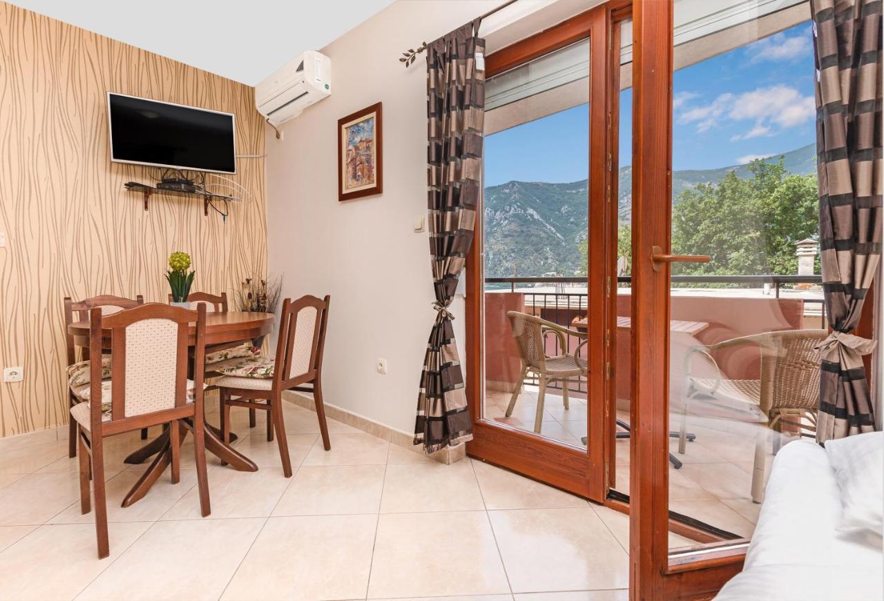Apartments Donkovic Kotor Exteriör bild